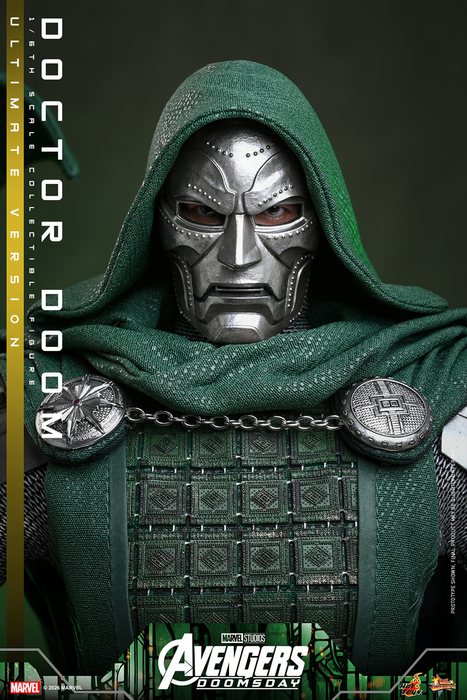 Hot Toys Movie Masterpiece Series: Avengers Doomsday - Doctor Doom Deluxe Escala 1/6