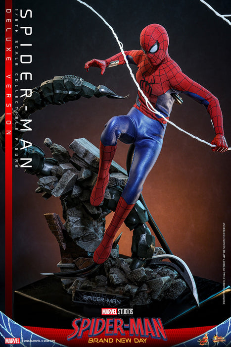 Hot toys Movie Masterpiece Series: Spiderman Brand New Day - Spider-Man Deluxe Escala 1/6