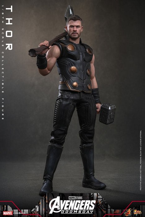 Hot Toys Movie Masterpiece Series: Avengers Doomsday - Thor Escala 1/6