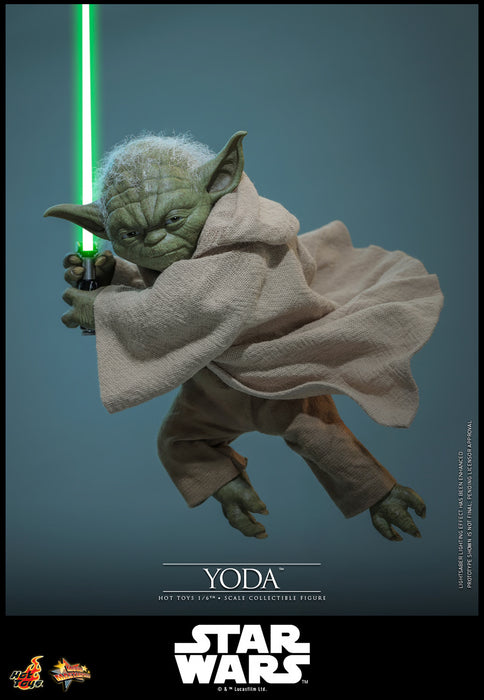 Hot Toys Movie Masterpiece Series: Star Wars Revenge Of The Sith - Yoda Escala 1/6