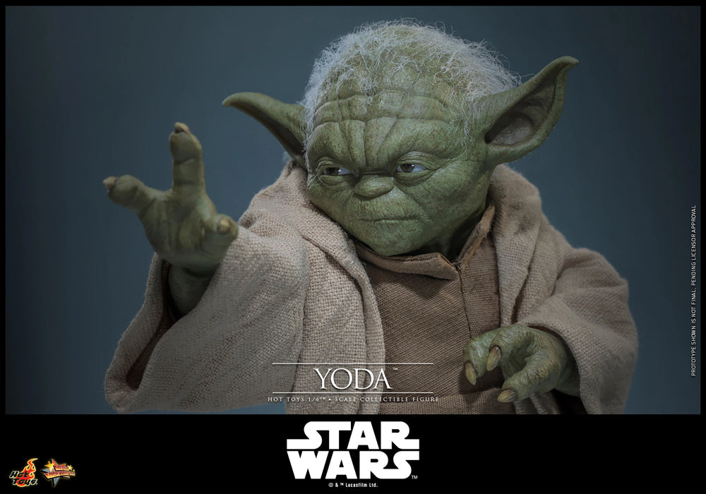 Hot Toys Movie Masterpiece Series: Star Wars Revenge Of The Sith - Yoda Escala 1/6
