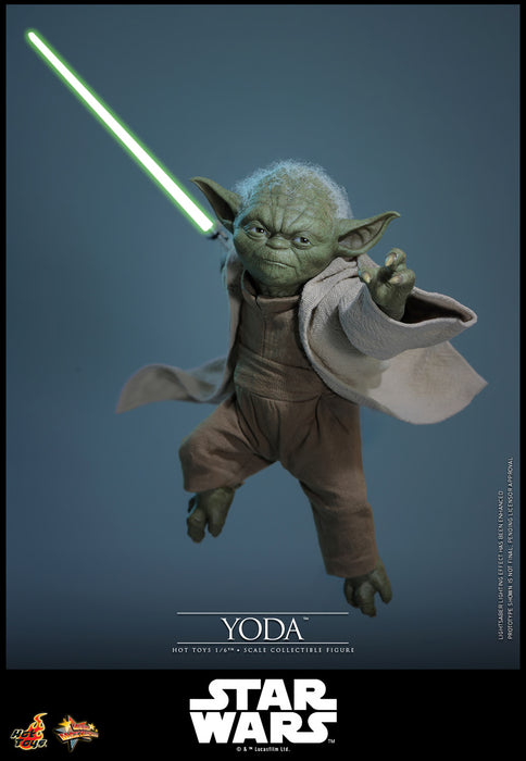 Hot Toys Movie Masterpiece Series: Star Wars Revenge Of The Sith - Yoda Escala 1/6