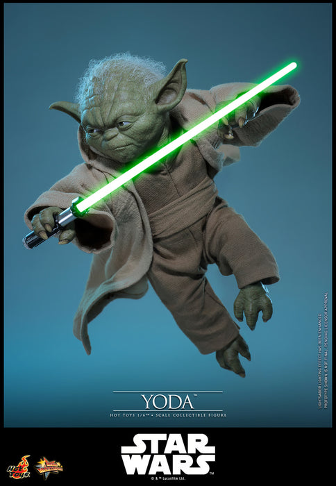 Hot Toys Movie Masterpiece Series: Star Wars Revenge Of The Sith - Yoda Escala 1/6