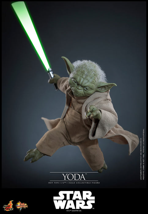 Hot Toys Movie Masterpiece Series: Star Wars Revenge Of The Sith - Yoda Escala 1/6
