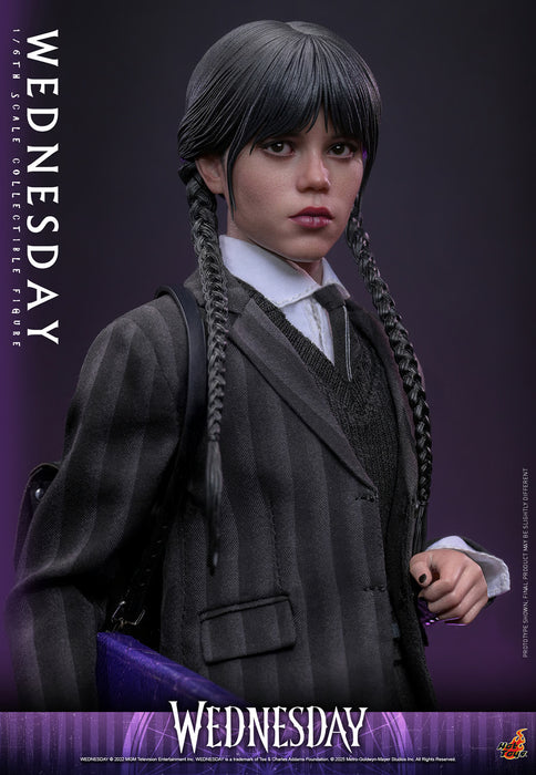 Hot Toys Television Masterpiece Series: Wednesday Netflix - Merlina Escala 1/6