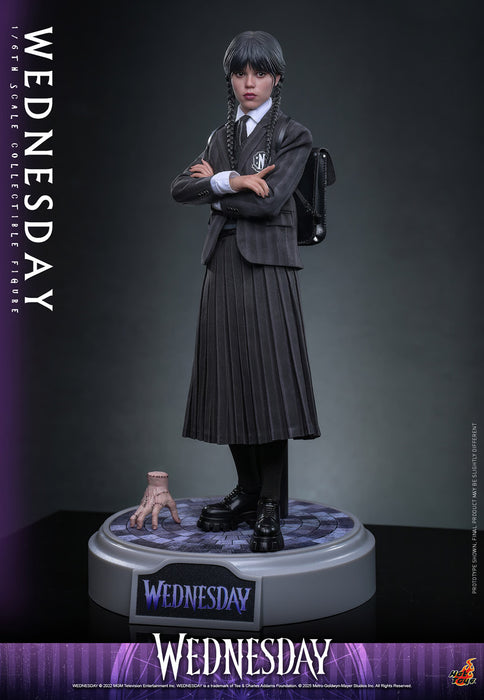 Hot Toys Television Masterpiece Series: Wednesday Netflix - Merlina Escala 1/6