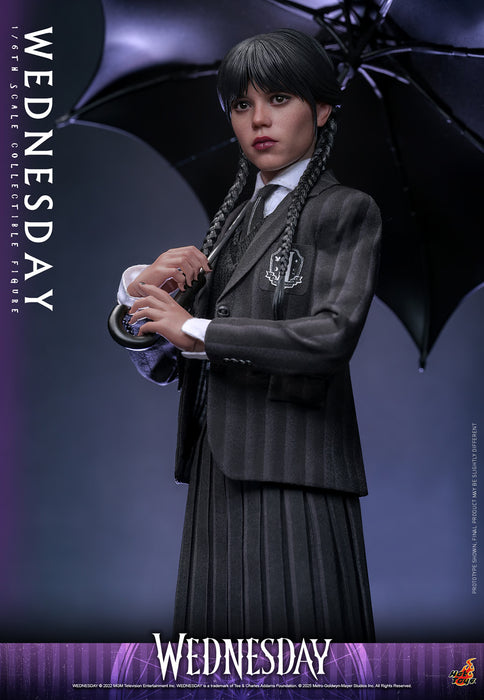 Hot Toys Television Masterpiece Series: Wednesday Netflix - Merlina Escala 1/6