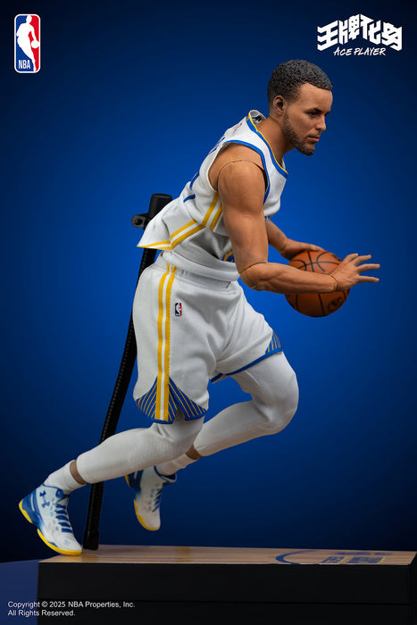 Infinity Studio Scale Figure: NBA - Stephen Curry Deluxe Escala 1/6