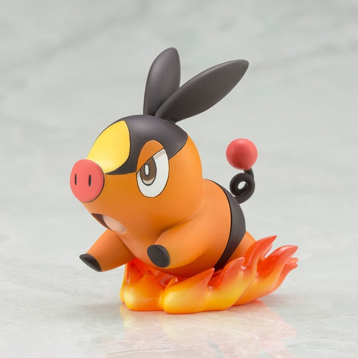 Kotobukiya ARTFX J: Pokemon - Hilda con Tepig Escala 1/8