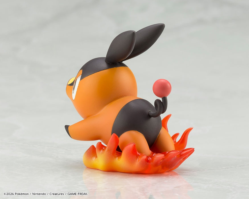 Kotobukiya ARTFX J: Pokemon - Hilda con Tepig Escala 1/8