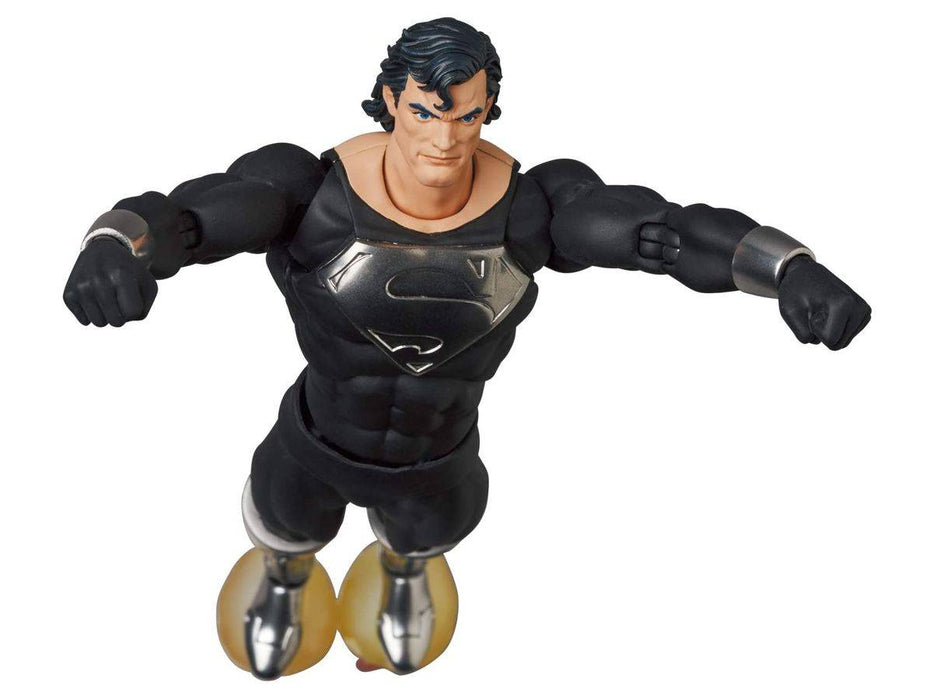 Medicom Toy Mafex: Dc Return Of Superman - Superman Traje Negro