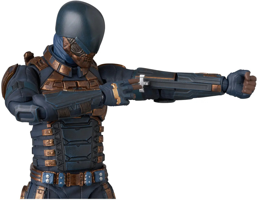 Medicom Toy Mafex: Dc The Suicide Squad - Bloodsport
