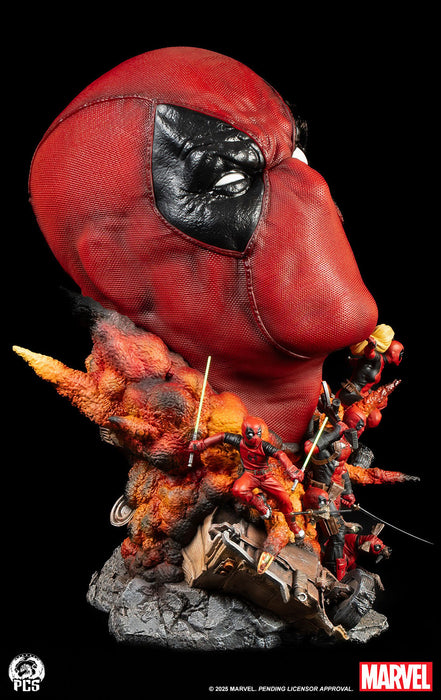 PCS Bust Fine Art Series: Marvel - Deadpool 16.5 Pulgadas