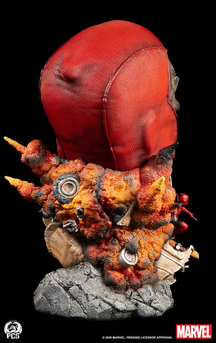 PCS Bust Fine Art Series: Marvel - Deadpool 16.5 Pulgadas