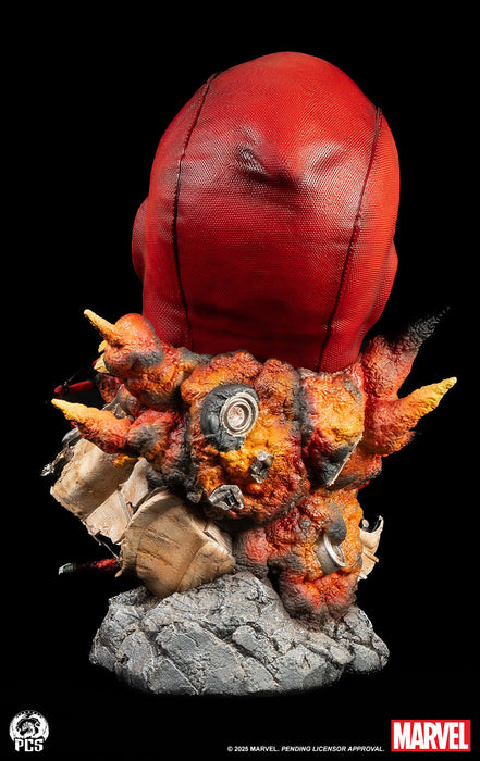 PCS Bust Fine Art Series: Marvel - Deadpool 16.5 Pulgadas