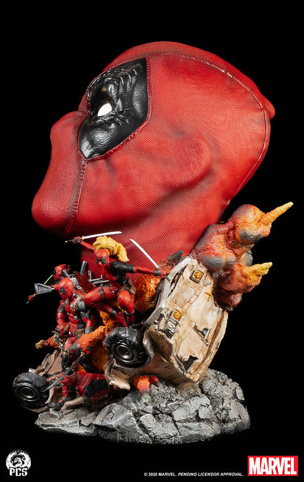 PCS Bust Fine Art Series: Marvel - Deadpool 16.5 Pulgadas