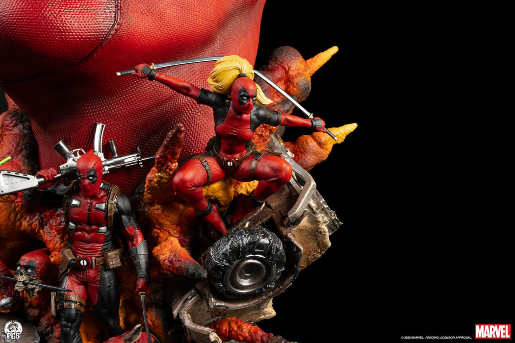 PCS Bust Fine Art Series: Marvel - Deadpool 16.5 Pulgadas