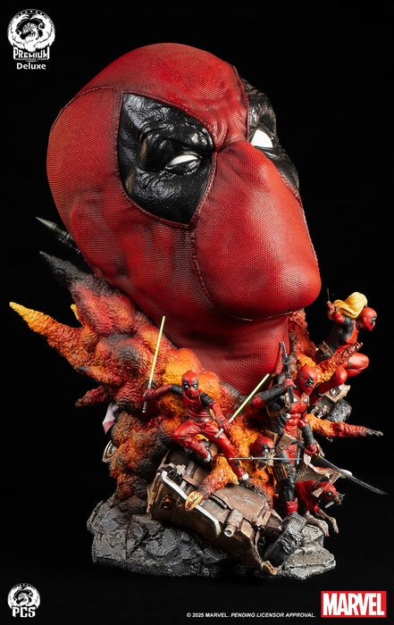 PCS Bust Fine Art Series: Marvel - Deadpool Deluxe 16.5 Pulgadas