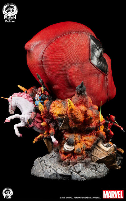 PCS Bust Fine Art Series: Marvel - Deadpool Deluxe 16.5 Pulgadas