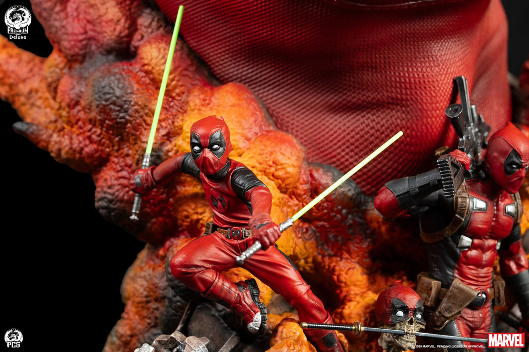 PCS Bust Fine Art Series: Marvel - Deadpool Deluxe 16.5 Pulgadas