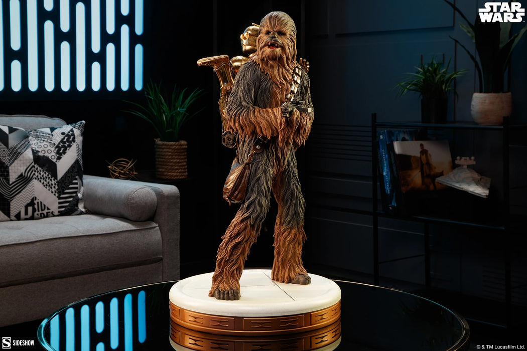 Sideshow Premium Format: Star Wars El Imperio Contraataca -  Chewbacca y C3PO Escala 1/4