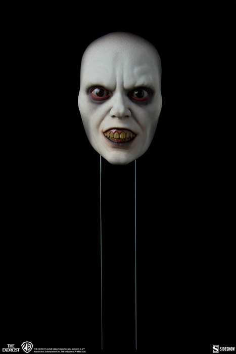 Sideshow Collectibles: El Exorcista - Regan MacNeil Escala 1/6