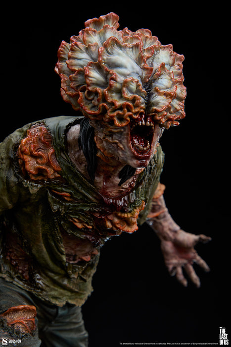 Sideshow Statues: The Last Of Us - Chasqueador Escala 1/6