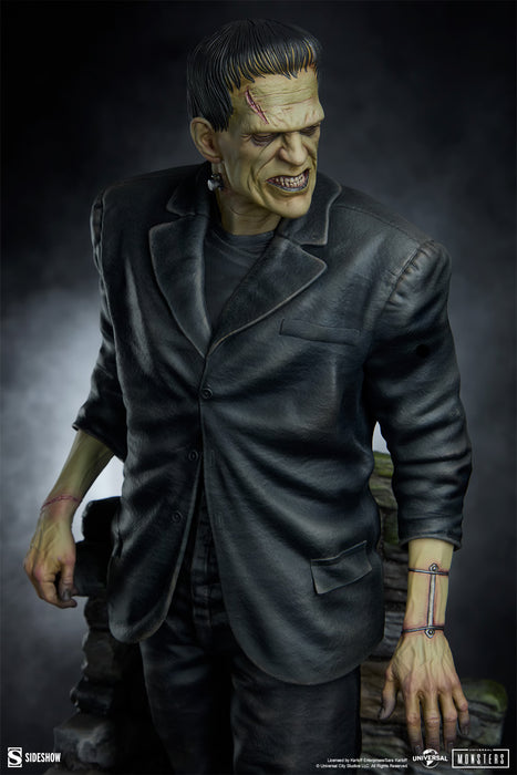 Sideshow Premium Format: Universal Monsters - Frankenstein Collector 22 Pulgadas
