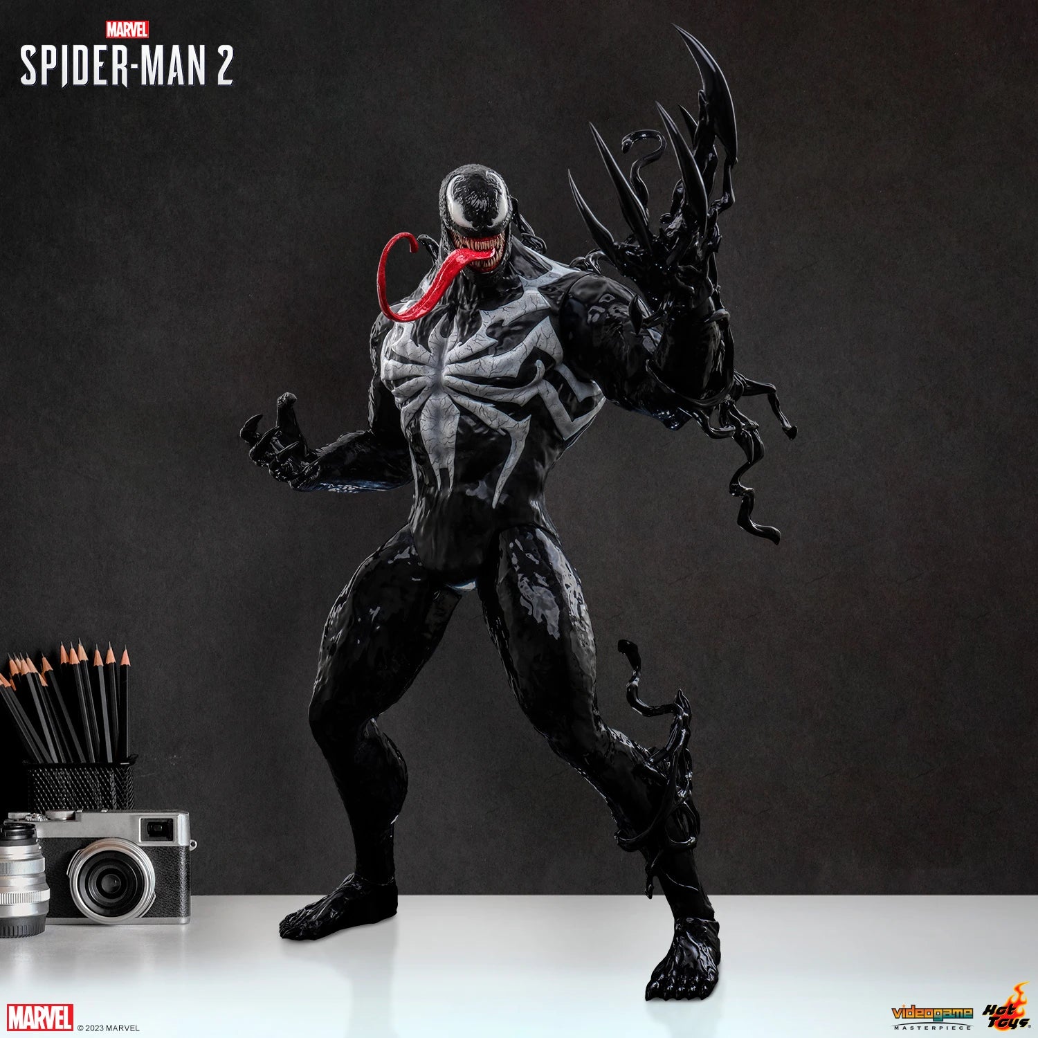 Juguete top venom spiderman