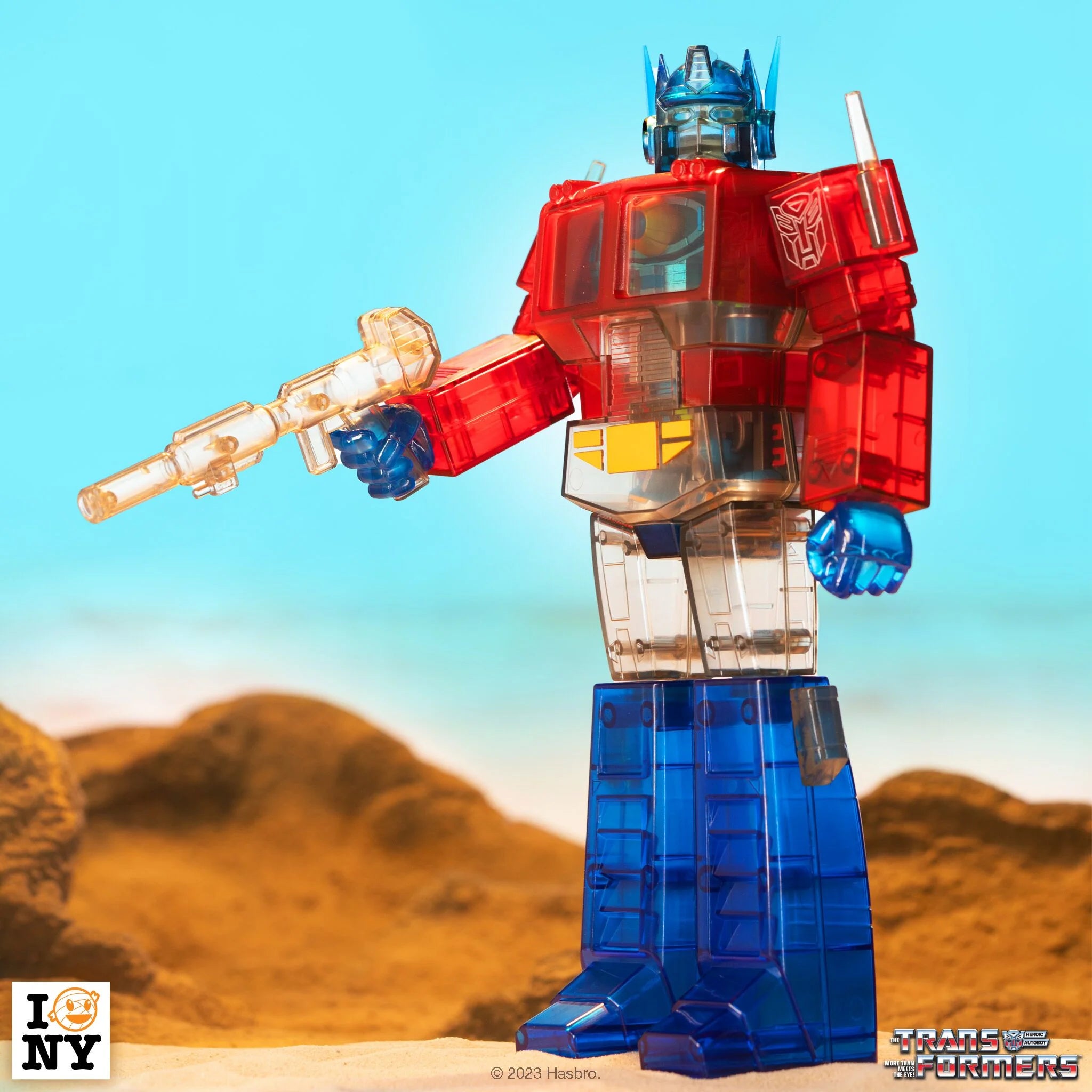 Super7 Super Cyborg: Transformers - Optimus Prime Rojo y Azul