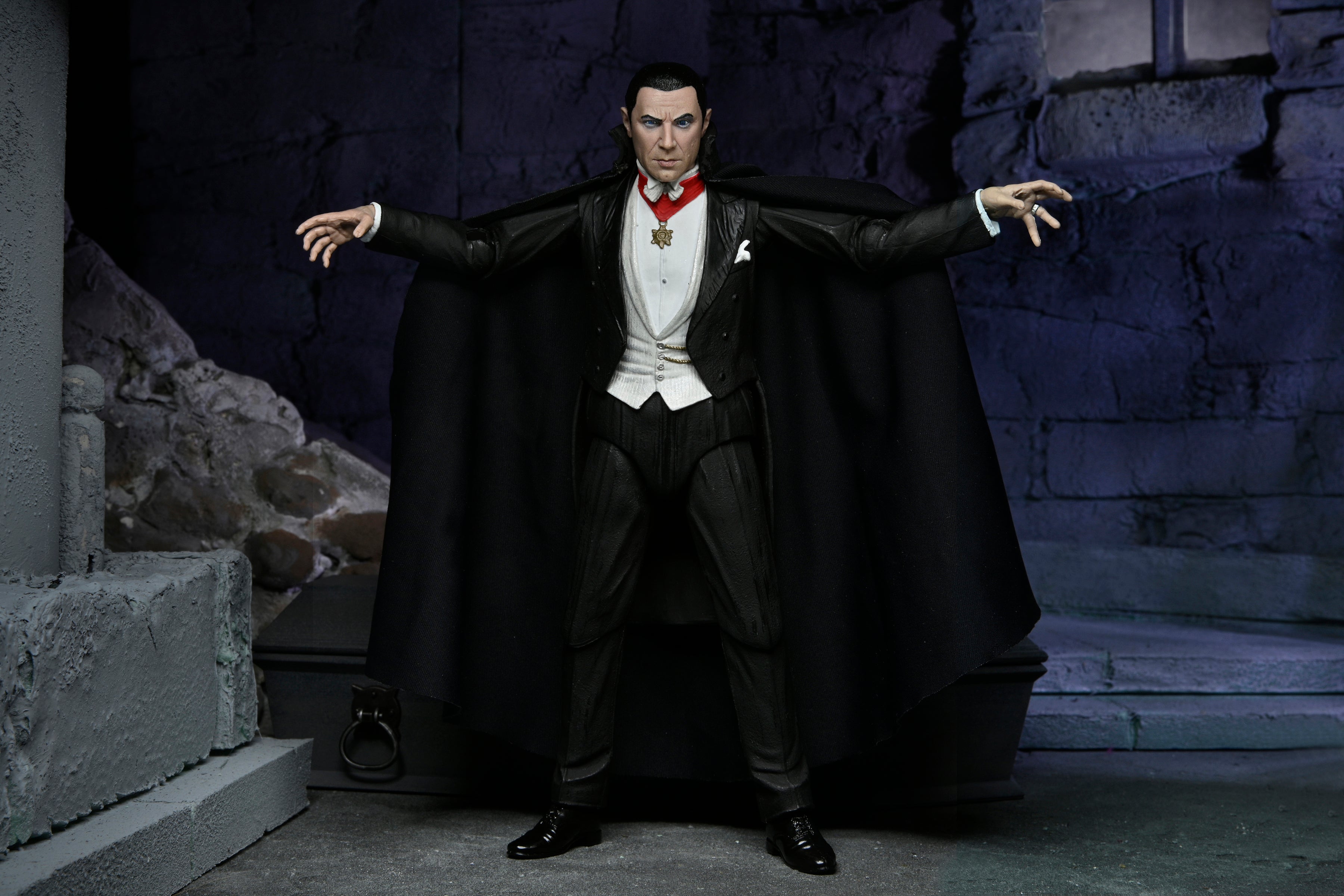 Neca Figura de Accion Ultimate: Universal Monsters - Dracula Transylvania