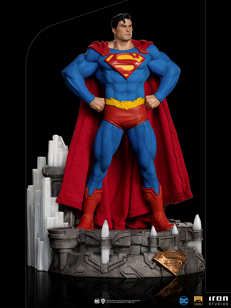 IRON Studios Unleashed: DC Comics - Superman Deluxe Escala de Arte 1/10