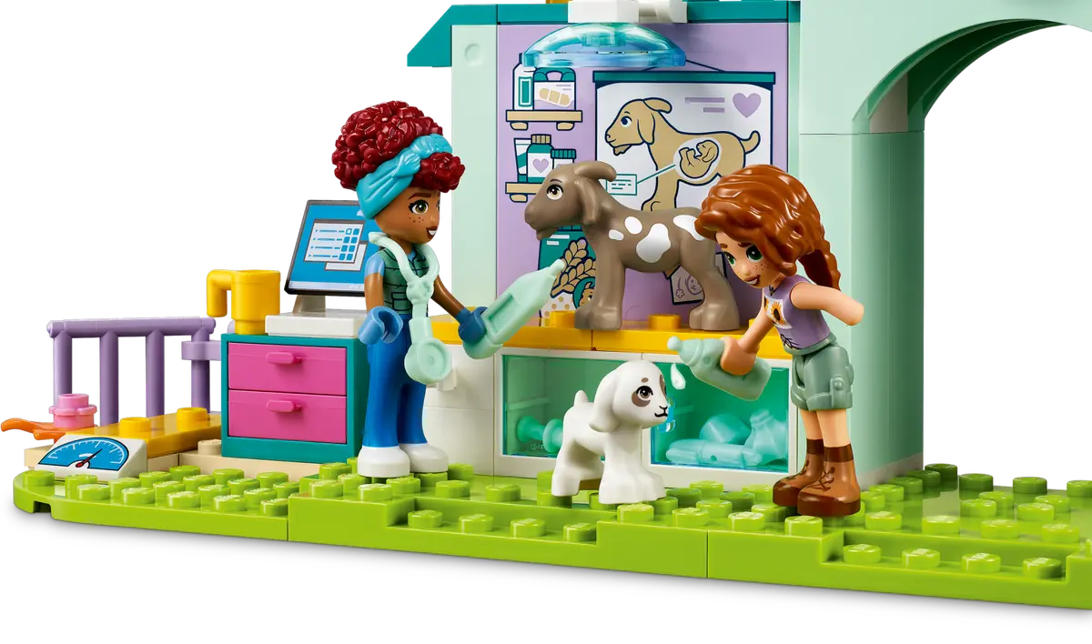 LEGO Friends Clinica Veterinaria de Animales de Granja 42632