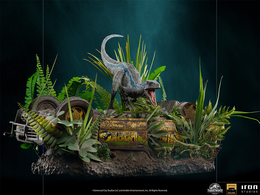 IRON Studios: Jurassic World El Reino Caido - Blue Deluxe Escala de Arte 1/10