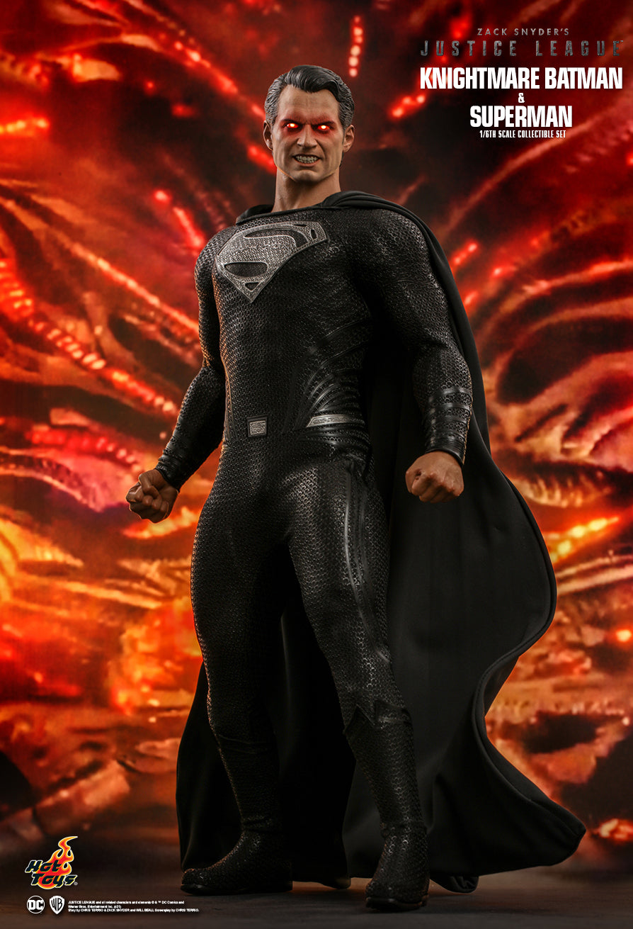 Hot Toys DC: Justice League - Knightmare Batman y Superman Traje Negro Escala 1/6