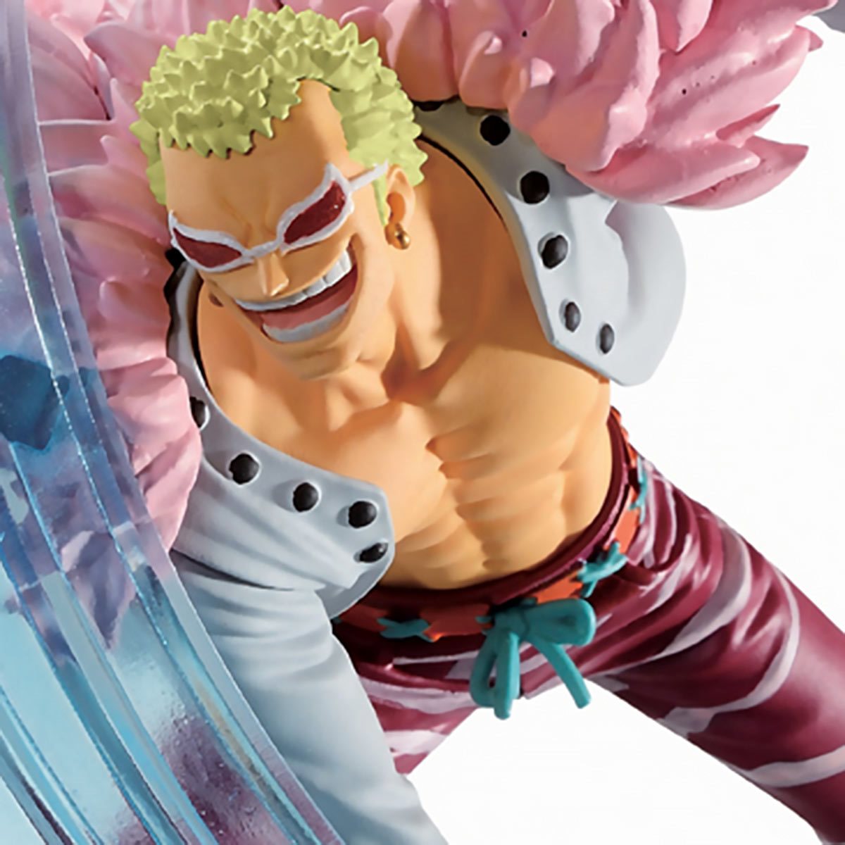 Bandai Tamashii Nations: One Piece - Donquixote Doflamingo Duel Memories Estatua de Ichiban